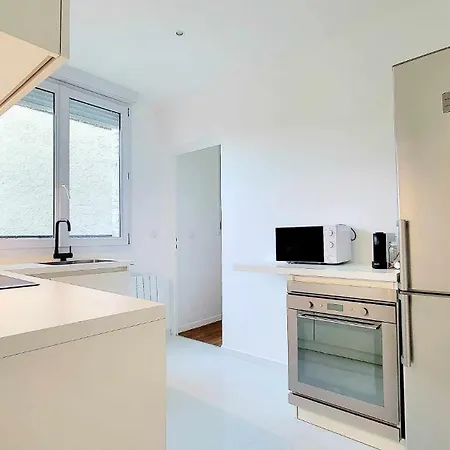 80m2 Avec Terrasse Balcon Jacuzzi Et Sauna Privatif En Hyper Centre Place Drouet D'erlon * رانس