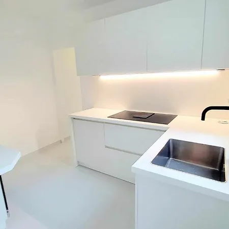 80m2 Avec Terrasse Balcon Jacuzzi Et Sauna Privatif En Hyper Centre Place Drouet D'erlon شقة رانس